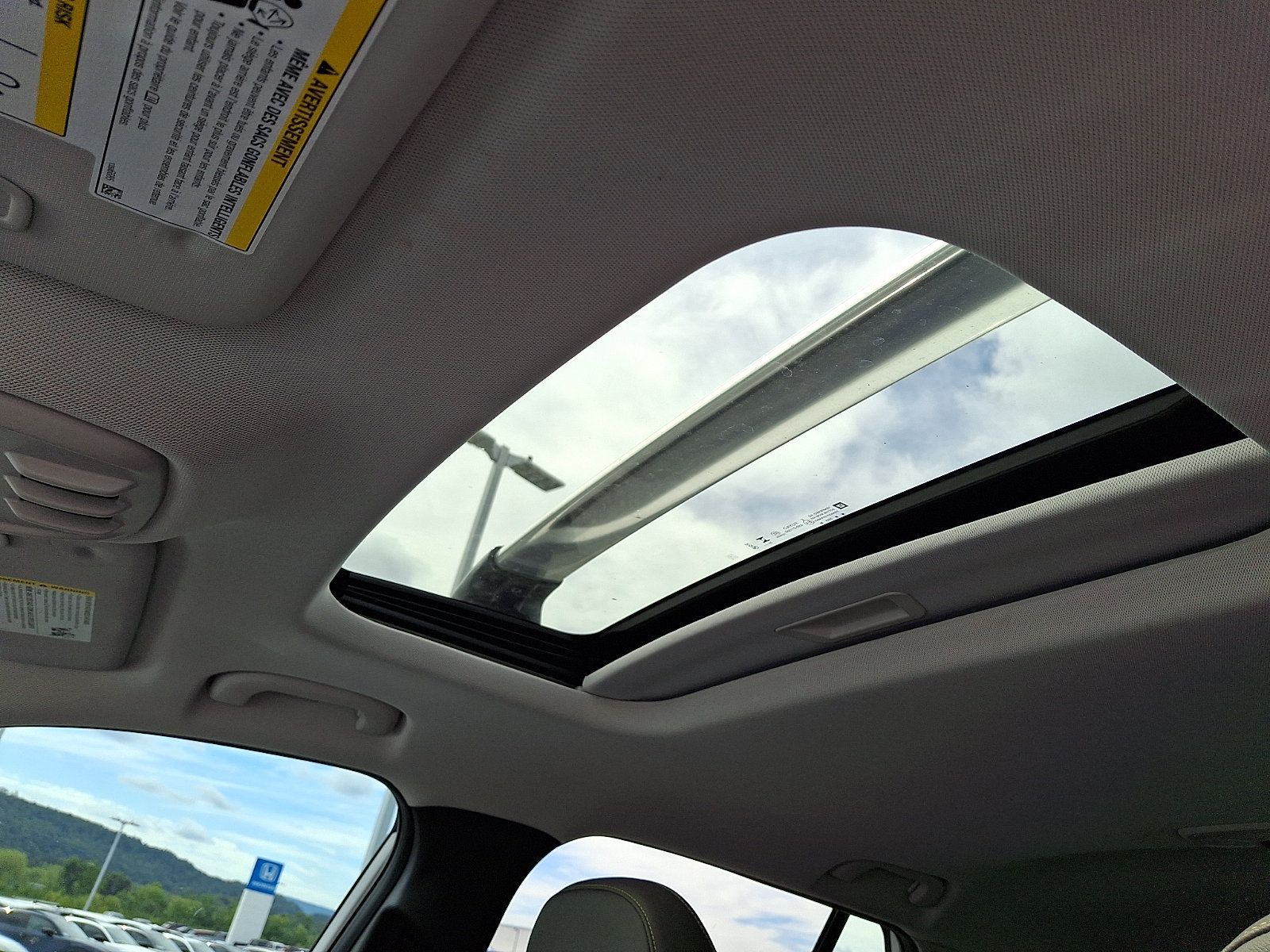 Used 2024 Chevrolet Trax ACTIV w/ Sunroof Package FWD image 15