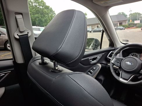 Used 2024 Subaru Forester Limited AWD/4WD image 13
