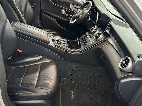 Used 2016 Mercedes-Benz C 300 4MATIC Sedan image 34
