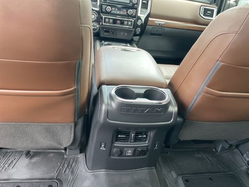 Used 2022 Nissan Titan Platinum Reserve w/ Moonroof Package image 29