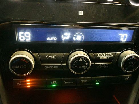 Used 2020 Subaru Ascent Premium w/ Convenience Package image 59