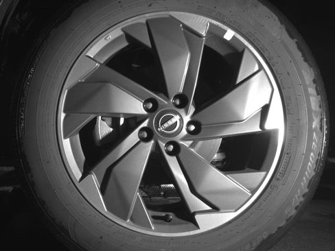 Used 2025 Nissan Rogue SV image 12