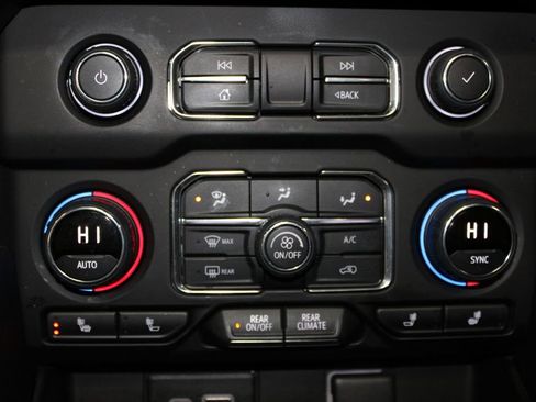 Used 2021 Chevrolet Tahoe Z71 image 54