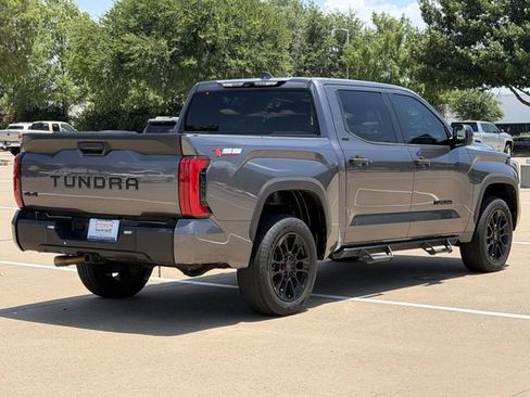 Used 2022 Toyota Tundra SR5 AWD/4WD image 4