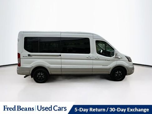 Used 2023 Ford Transit 250 Medium Roof AWD w/ Exterior Upgrade Package image 9