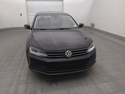 Used 2017 Volkswagen Jetta SE FWD image 14