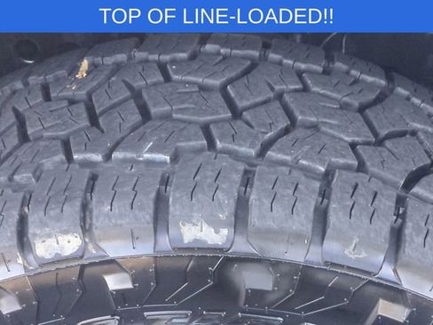 Used 2021 Nissan Titan Platinum Reserve w/ Moonroof Package image 11