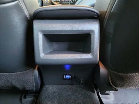 Used 2024 Toyota Camry SE w/ Convenience Package image 57