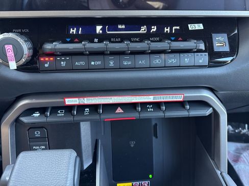 New 2026 Toyota Sequoia Platinum image 40