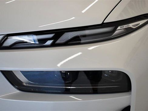 New 2026 BMW X7 xDrive40i w/ Premium Package image 33