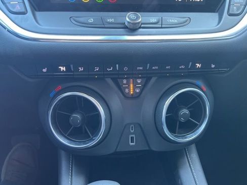 Used 2024 Chevrolet Blazer LT w/ Driver Confidence Package image 14