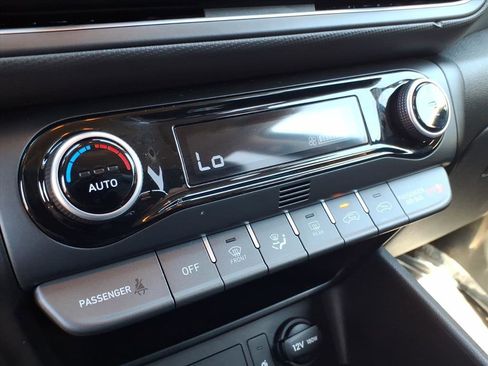 Used 2022 Hyundai Kona SEL w/ Convenience Package image 32