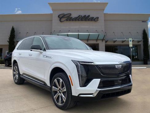 New 2025 Cadillac Escalade IQ Luxury 1 w/ Smart Trailering package image 1