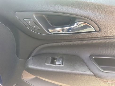 Used 2022 Chevrolet Equinox RS w/ Infotainment Package AWD/4WD image 38