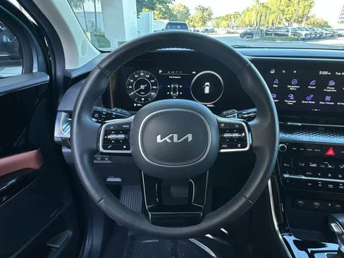 Certified 2023 Kia Carnival SX Prestige image 15