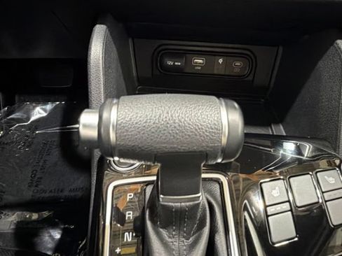 Used 2024 Kia Sportage X-Line w/ X-Line Premium Package AWD/4WD image 42