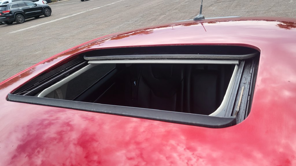 Used 2020 Ford Fusion Energi Titanium FWD image 40