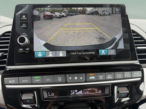 New 2026 Honda Odyssey Touring image 29