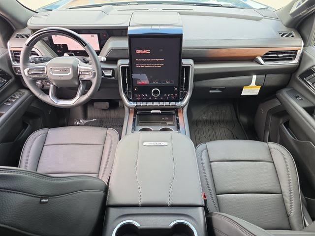New 2026 GMC Yukon Denali w/ Denali Reserve Package RWD image 17