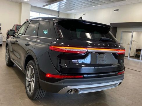 New 2024 Lincoln Corsair AWD w/ Equipment Group 101A image 5