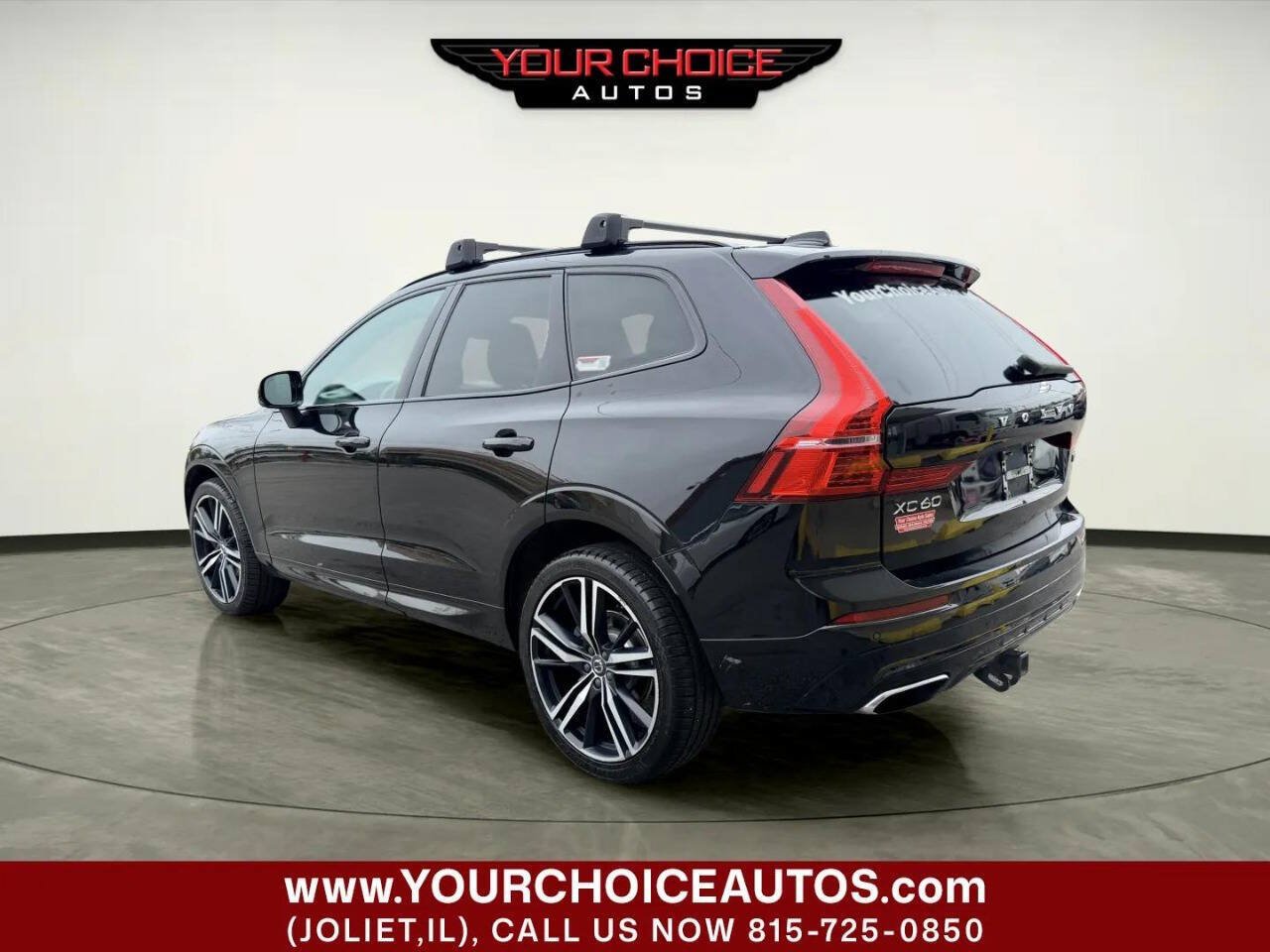 Used 2020 Volvo XC60 T5 R-Design w/ Protection Package AWD/4WD image 3