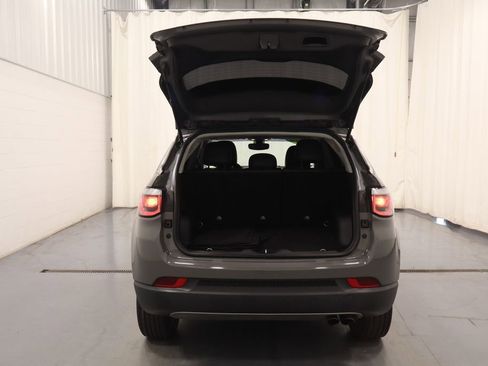 Certified 2020 Jeep Compass Limited image 18