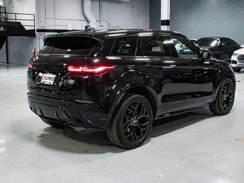 Used 2023 Land Rover Range Rover Evoque R-Dynamic S image 5