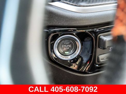 Used 2025 Chevrolet Silverado 1500 LTZ AWD/4WD image 63
