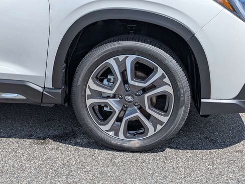 Used 2026 Subaru Ascent Limited AWD/4WD image 11