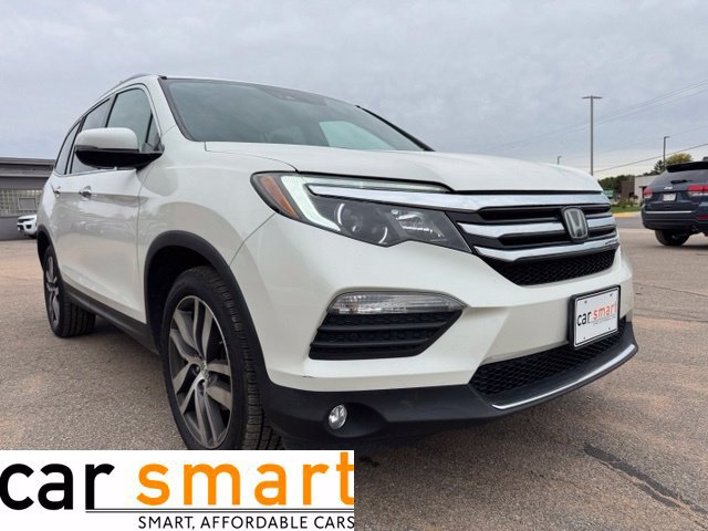 Used 2017 Honda Pilot Elite image 1