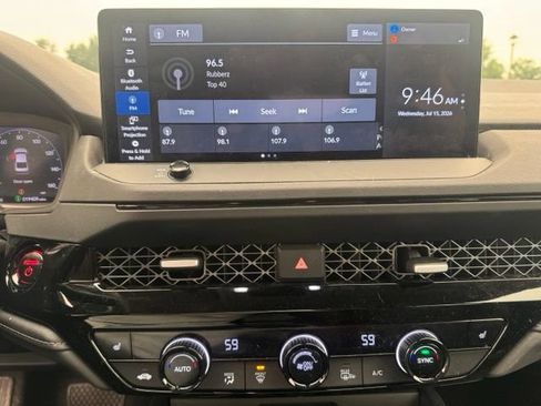 Used 2023 Honda Accord EX-L image 15