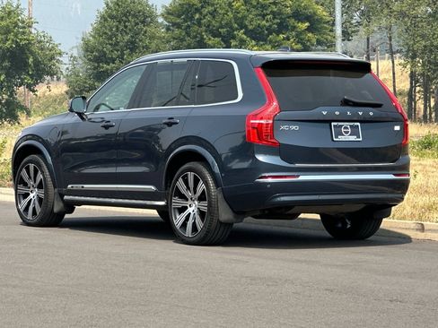 Used 2023 Volvo XC90 T8 Plus AWD/4WD image 5