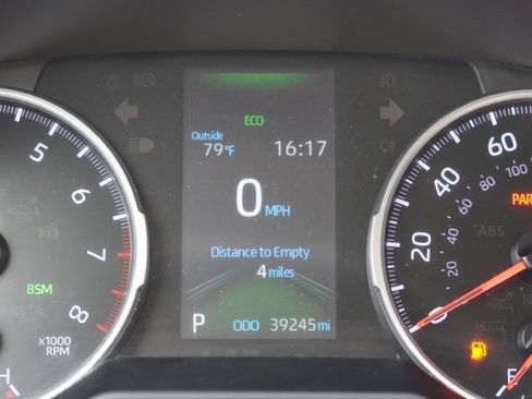 Used 2022 Toyota RAV4 LE FWD image 34