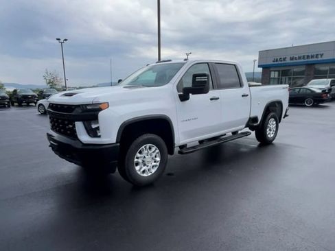 Used 2022 Chevrolet Silverado 3500 W/T w/ WT Convenience Package AWD/4WD image 4
