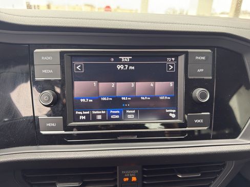 Used 2024 Volkswagen Jetta S image 13