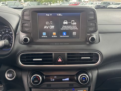 Used 2020 Hyundai Kona Limited AWD/4WD image 26