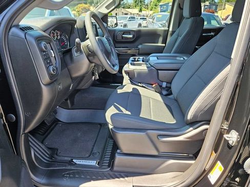 Used 2022 Chevrolet Silverado 1500 Custom Trail Boss w/ Midnight Edition AWD/4WD image 23
