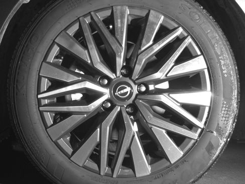 Used 2025 Nissan Altima 2.5 SV image 12