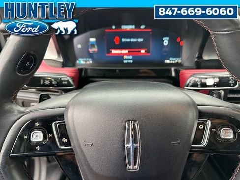 Used 2023 Lincoln Corsair Reserve w/ Jet Appearance Package AWD/4WD image 25