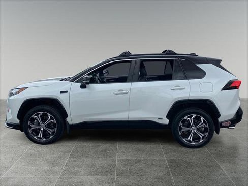 Certified 2024 Toyota RAV4 XSE w/ Weather Package AWD/4WD image 2