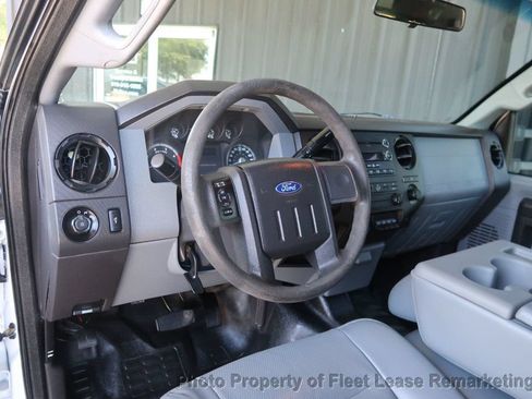 Used 2015 Ford F550 4x4 Crew Cab Super Duty image 10