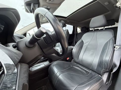 Certified 2022 Acura RDX w/ Technology Package image 5