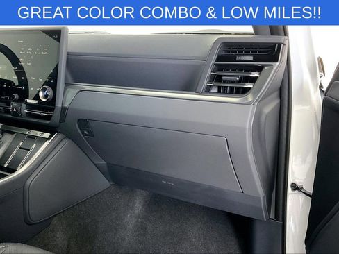 Used 2024 Lexus GX 550 w/ Cold Area Package image 22