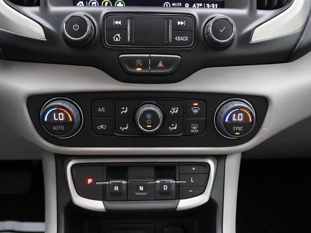 Certified 2024 GMC Terrain SLT FWD image 16