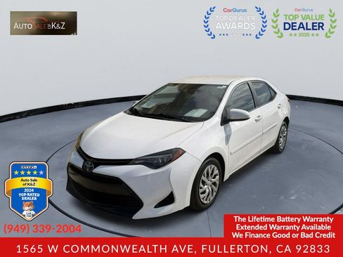 Used 2017 Toyota Corolla LE w/ Carpet Mat Package (TMS) FWD image 1