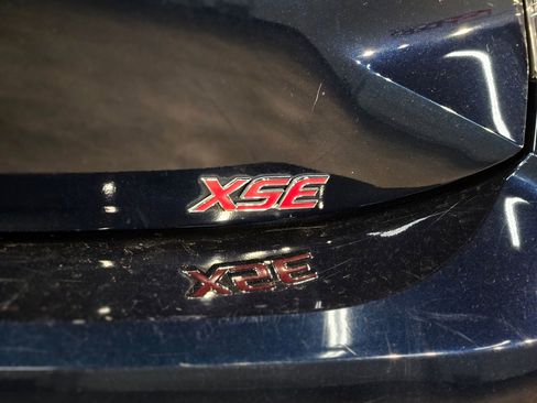 Used 2020 Toyota Corolla XSE image 36