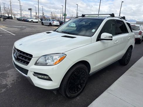 Used 2013 Mercedes-Benz ML 350 4MATIC image 3