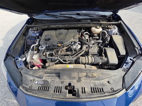 Used 2025 Toyota Camry SE FWD image 30