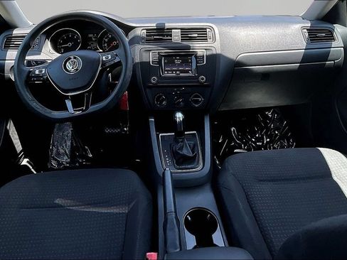 Used 2016 Volkswagen Jetta S FWD image 7