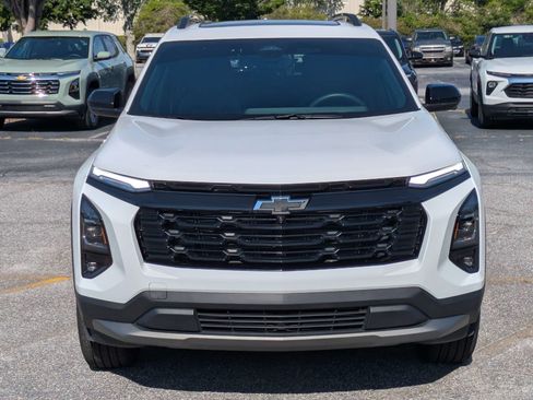 Used 2025 Chevrolet Equinox LT w/ Convenience Package II FWD image 9